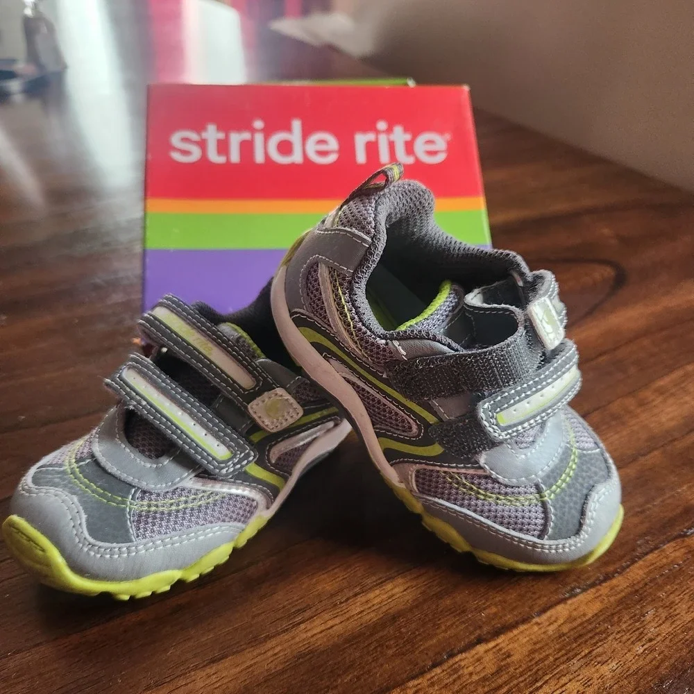 Stride Rite SRT Falcon shoes Grey/Lime  Boys 5 M Toddler Kids shoes